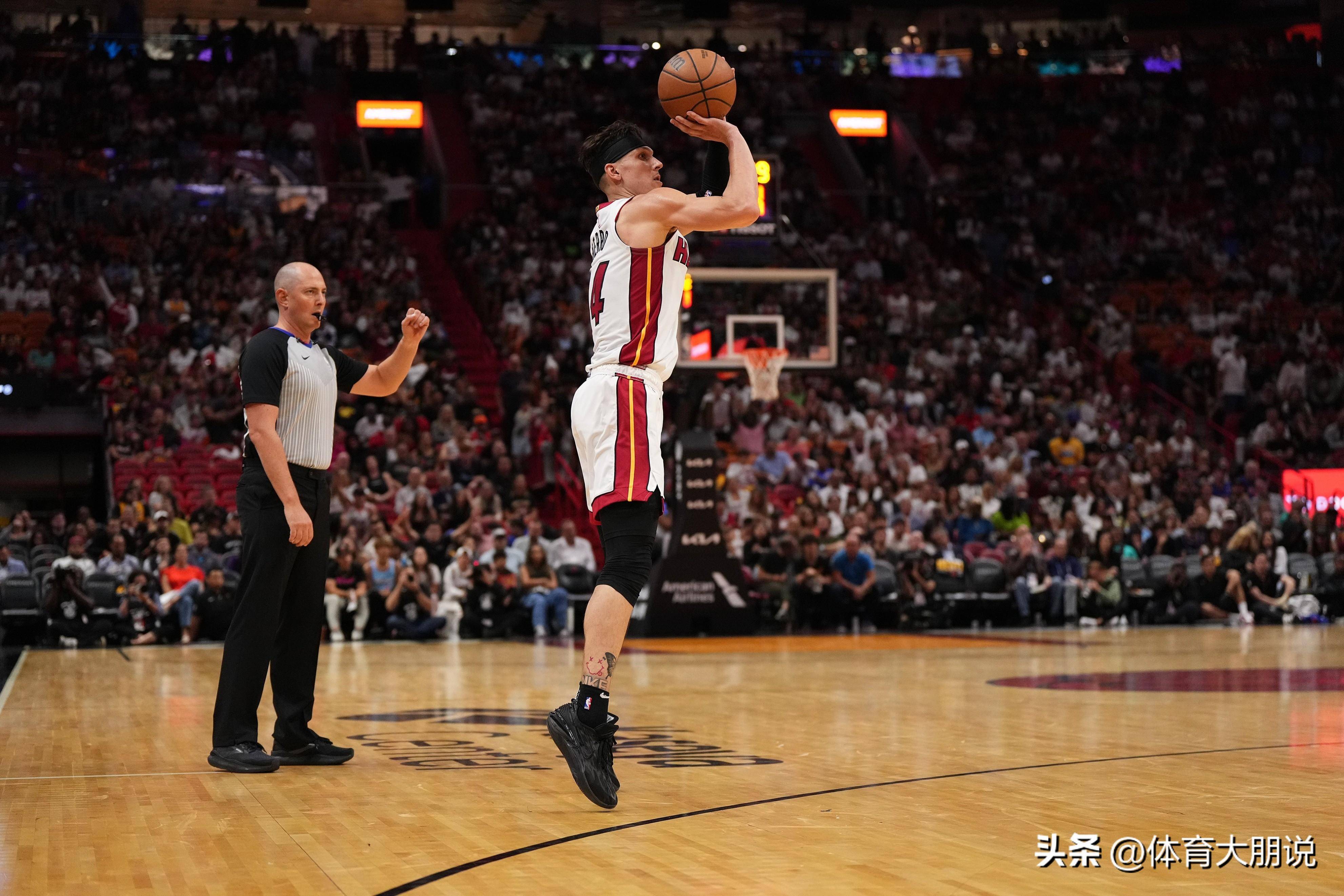 九游官网-包含今夜底特律活塞备战CBA季后赛，篮板制胜细节曝光，震撼外界，细节决定成败的词条