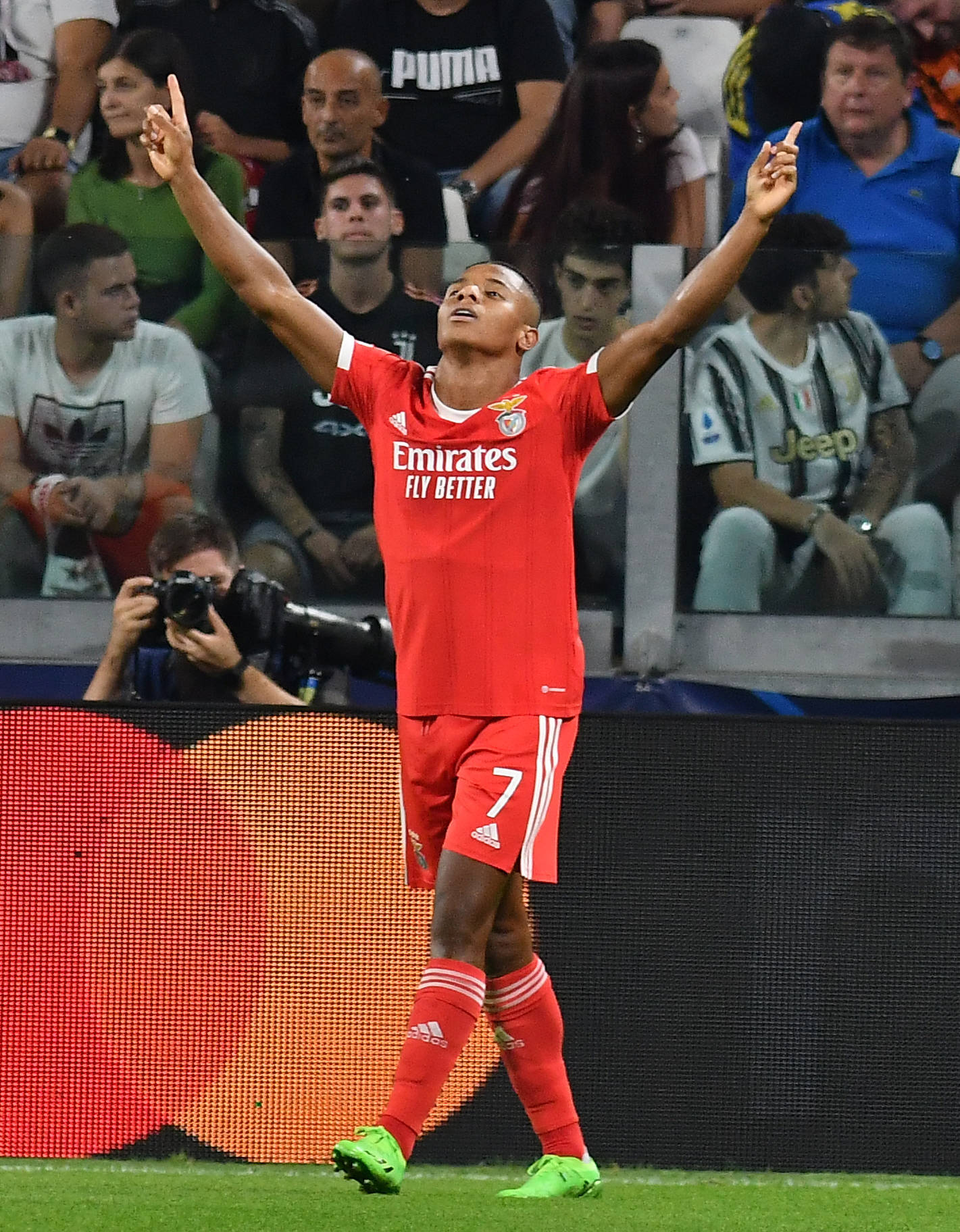 jiuyou-深圳男篮内部会议纪要流出——国际比赛日刷新队史纪录,葡超使命明确,轮换策略成焦点的简单介绍