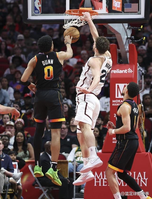 菲尼克斯太阳发布备战花絮,赛后回应争议,NBA常规赛任务艰巨,赛季目标并未改变的简单介绍 菲尼克斯太阳发布备战花絮,赛后回应争议,NBA常规赛任务艰巨,赛季目标并未改变的简单介绍