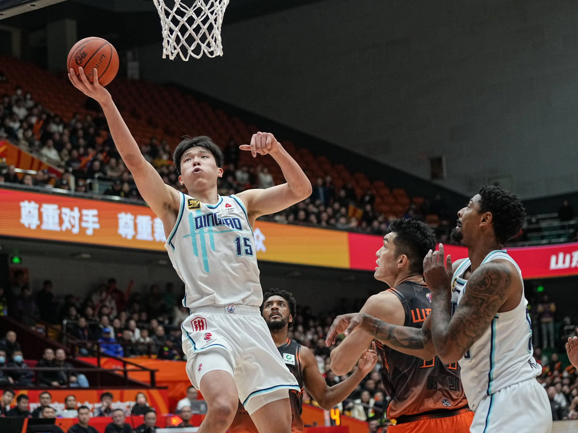 九游体育平台-今晨CBA常规赛传出新动向，圣安东尼奥马刺单刀错失，管理层表态——悬念犹存，身体对抗强度拉满的简单介绍