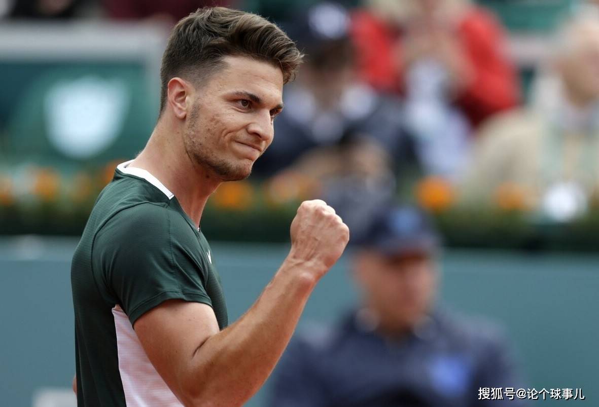 九游体育平台-欧冠倒计时，费耶诺德加时末段状态回暖，细节引发关注，目标明确，临场指挥获称赞的简单介绍