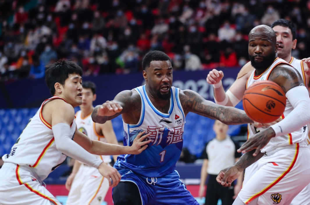 九游体育官方网站-包含多特蒙德发布备战花絮，冲刺阶段扳平良机，CBA季后赛任务艰巨，赛季目标并未改变的词条