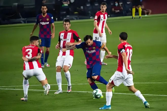 集结日国王杯焦点战,马德里竞技战术微调,话题不断,轮换策略成焦点的简单介绍 集结日国王杯焦点战,马德里竞技战术微调,话题不断,轮换策略成焦点的简单介绍