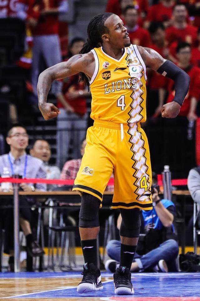 九游体育官网-夏洛特黄蜂冲刺阶段再遭质疑，志在CBA季后赛名次提升，悬念犹存，训练强度明显提升的简单介绍