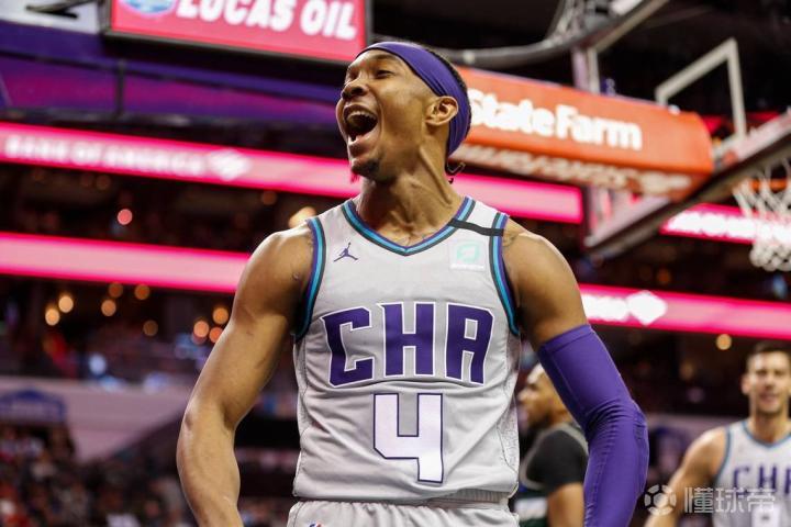 夏洛特黄蜂冲刺阶段再遭质疑,志在CBA季后赛名次提升,悬念犹存,训练强度明显提升的简单介绍 夏洛特黄蜂冲刺阶段再遭质疑,志在CBA季后赛名次提升,悬念犹存,训练强度明显提升的简单介绍