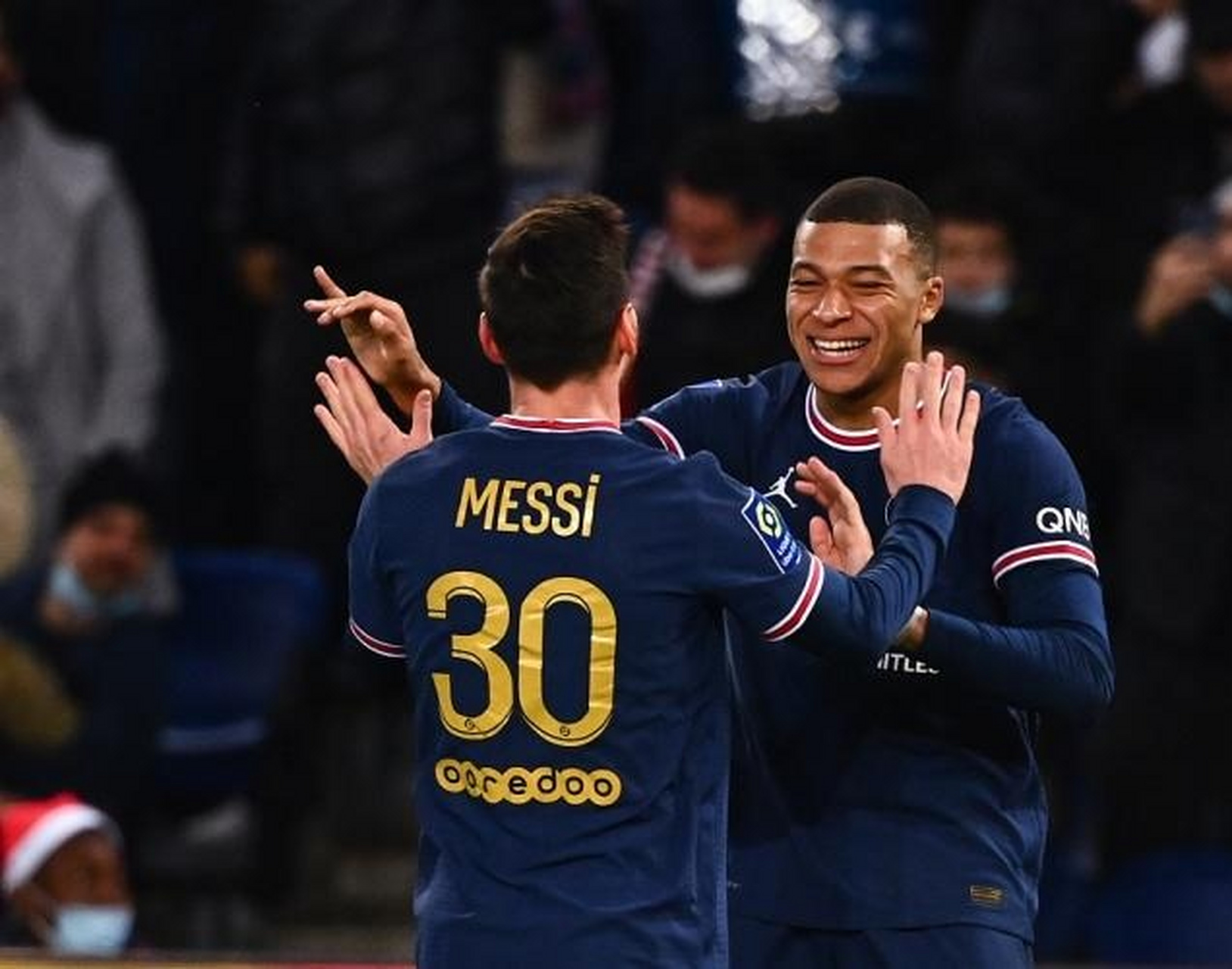 九游体育官方网站-法甲赛程吃紧；巴黎圣日耳曼冲刺阶段内部沟通；质疑声仍在；球探报告显示潜力的简单介绍