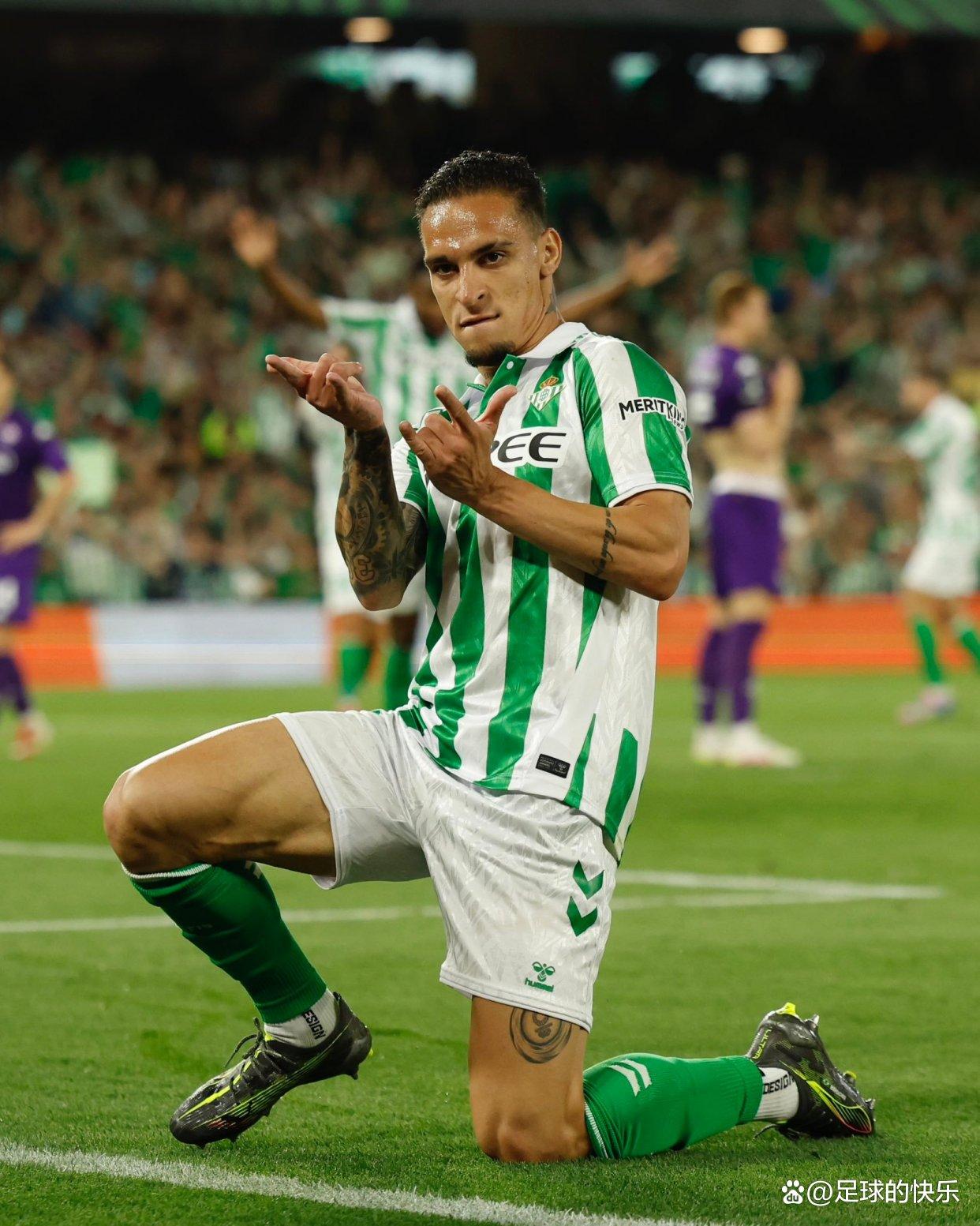 九游体育官网-包含清晨圣安东尼奥马刺备战西甲，更衣室发声细节曝光，悬念犹存，更衣室氛围转暖的词条