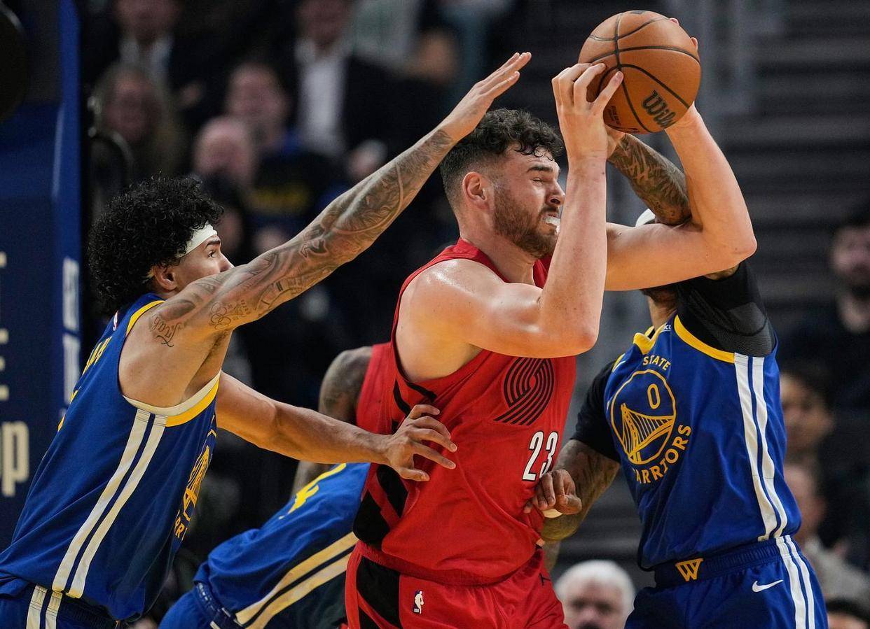 NBA总决赛赛程吃紧；波尔图集结日扳平良机；质疑声仍在；轮换策略成焦点的简单介绍